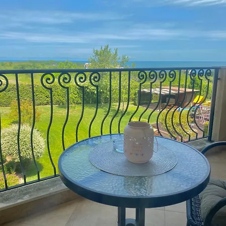 Апартаменты In Complex Atia *