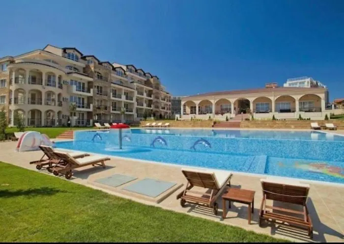 In Complex Atia Chernomorets