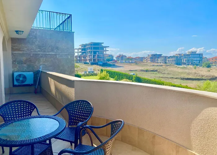 Apartamento In Complex Atia