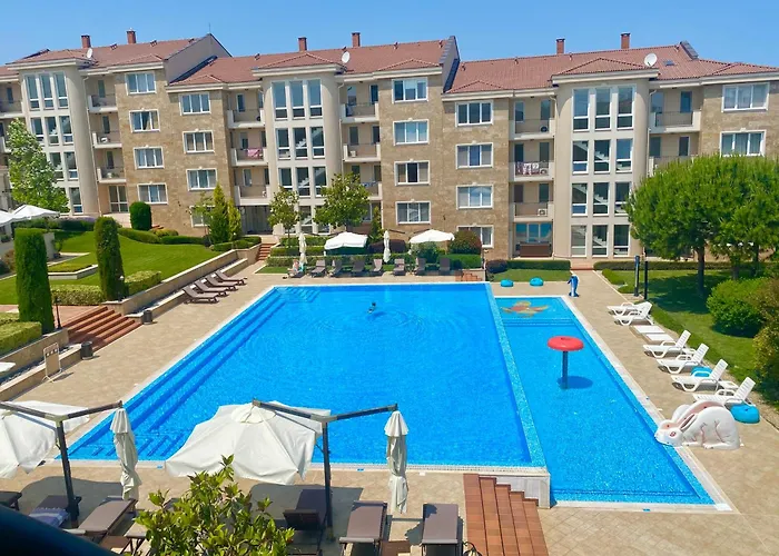 Apartamento In Complex Atia