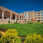 In Complex Atia Апартамент *