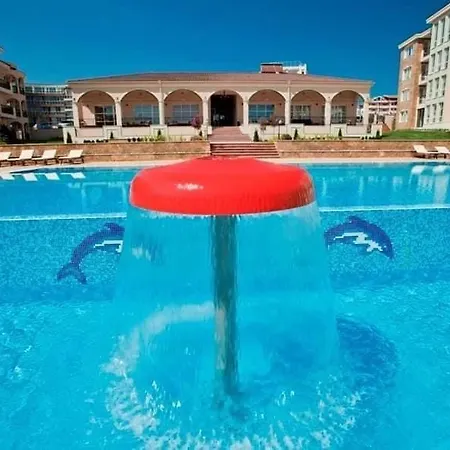 Apartment In Complex Atia