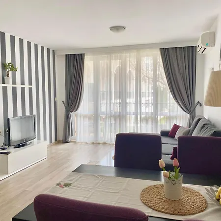 Apartment In Complex Atia Chernomorets
