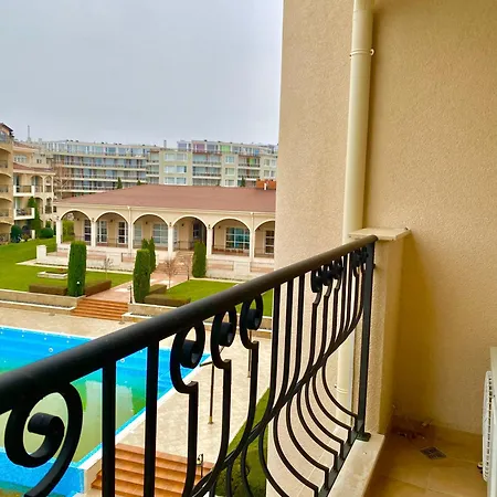 Apartment In Complex Atia Chernomorets