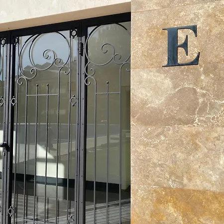 דירה In Complex Atia