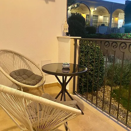 Apartament In Complex Atia