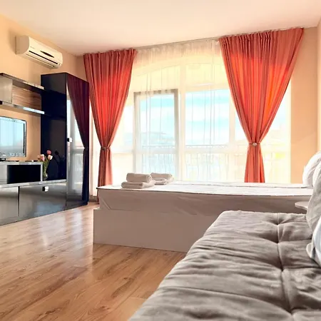 Apartament In Complex Atia